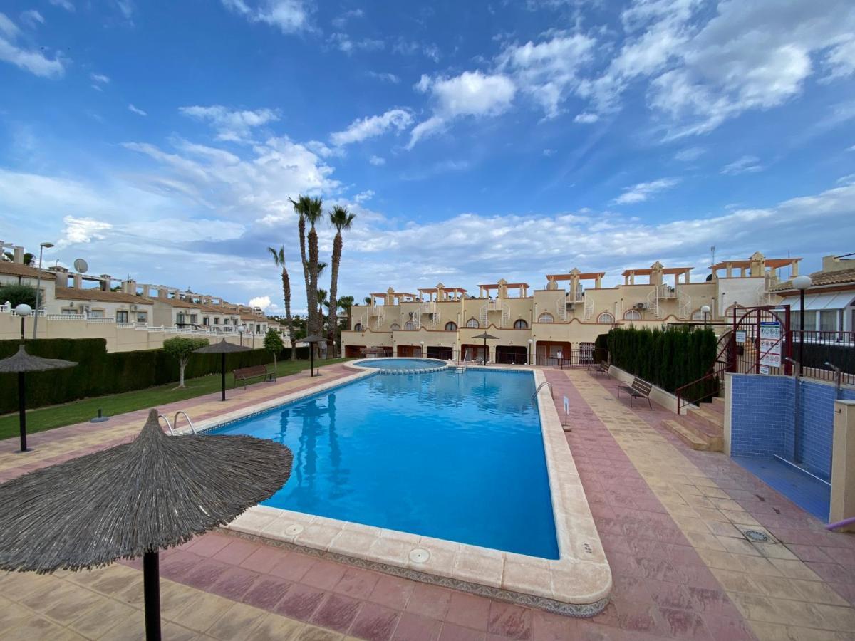 Golf Sun Bungalow Villamartin Екстер'єр фото